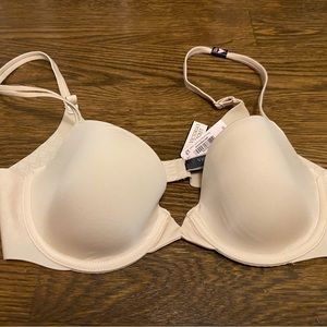 NEW- Victoria's Secret Lightly Lined Underwire Perfect Coverage Bra - 32C